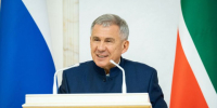 Рустам Минниханов отметил День героев Отечества цитатой Фатиха Карима - Газета Тетюшские зори